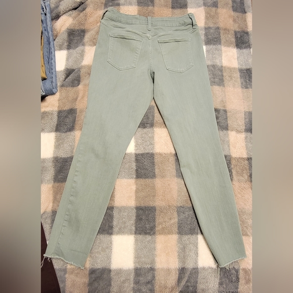 Jeans - Picture 2 of 4